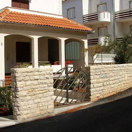 Apartment Borik *